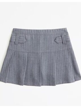 abercrombie kids Gray Pinstripe Pleated Mini Skirt